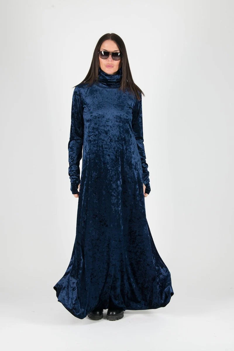 Turtleneck long Velvet Dress Vivian