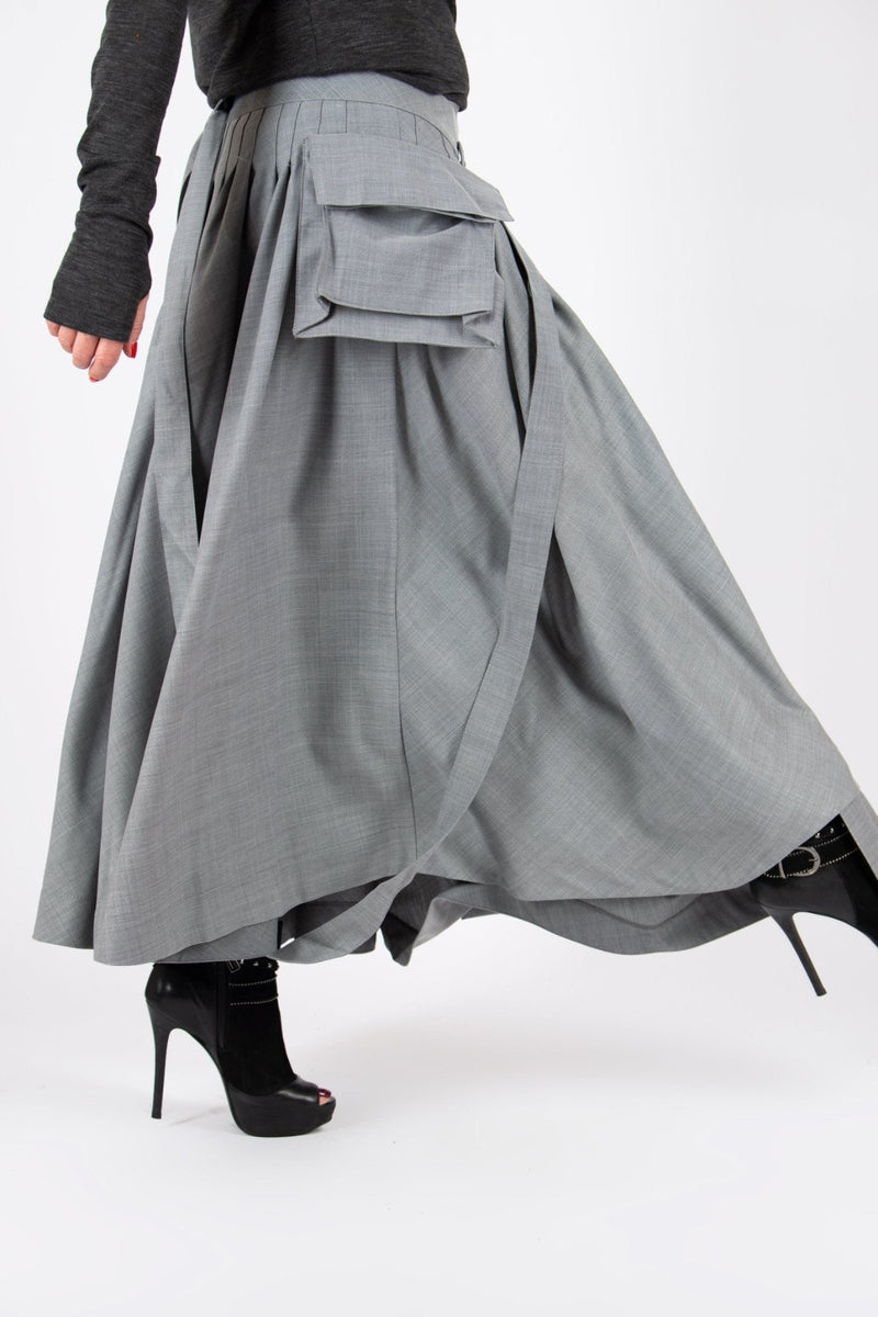 DFold Clothing - ZEFIRA Asymmetrical Long Skirt - A stylish cold wool skirt with suspenders for women, perfect for spring and summer fashion.