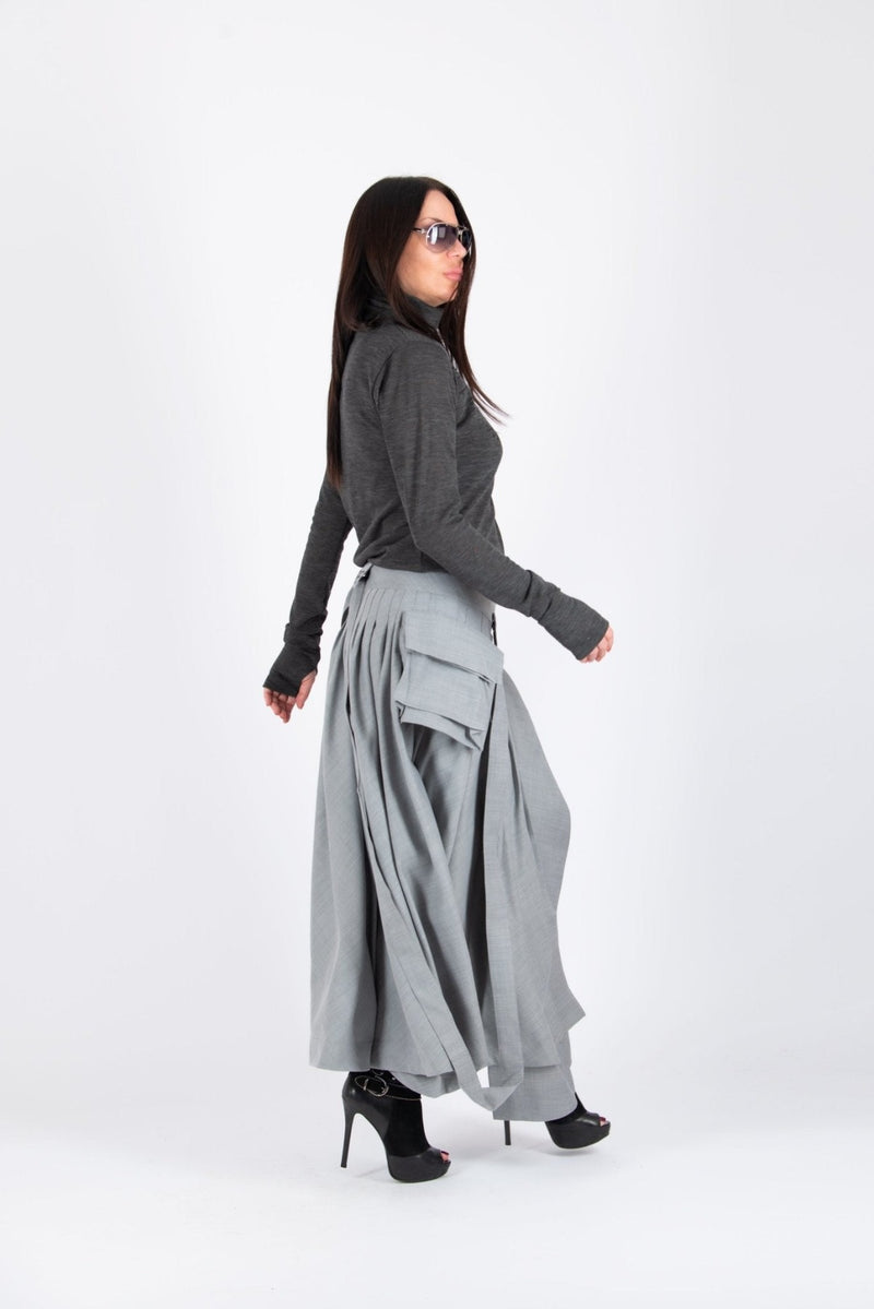 DFold Clothing - ZEFIRA Asymmetrical Long Skirt - A stylish cold wool skirt with suspenders for women, perfect for spring and summer fashion.