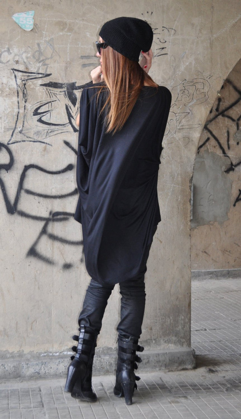 ROXI Asymmetrical Oversized Tunic - Stylish and Comfortable Cotton Black Tunic