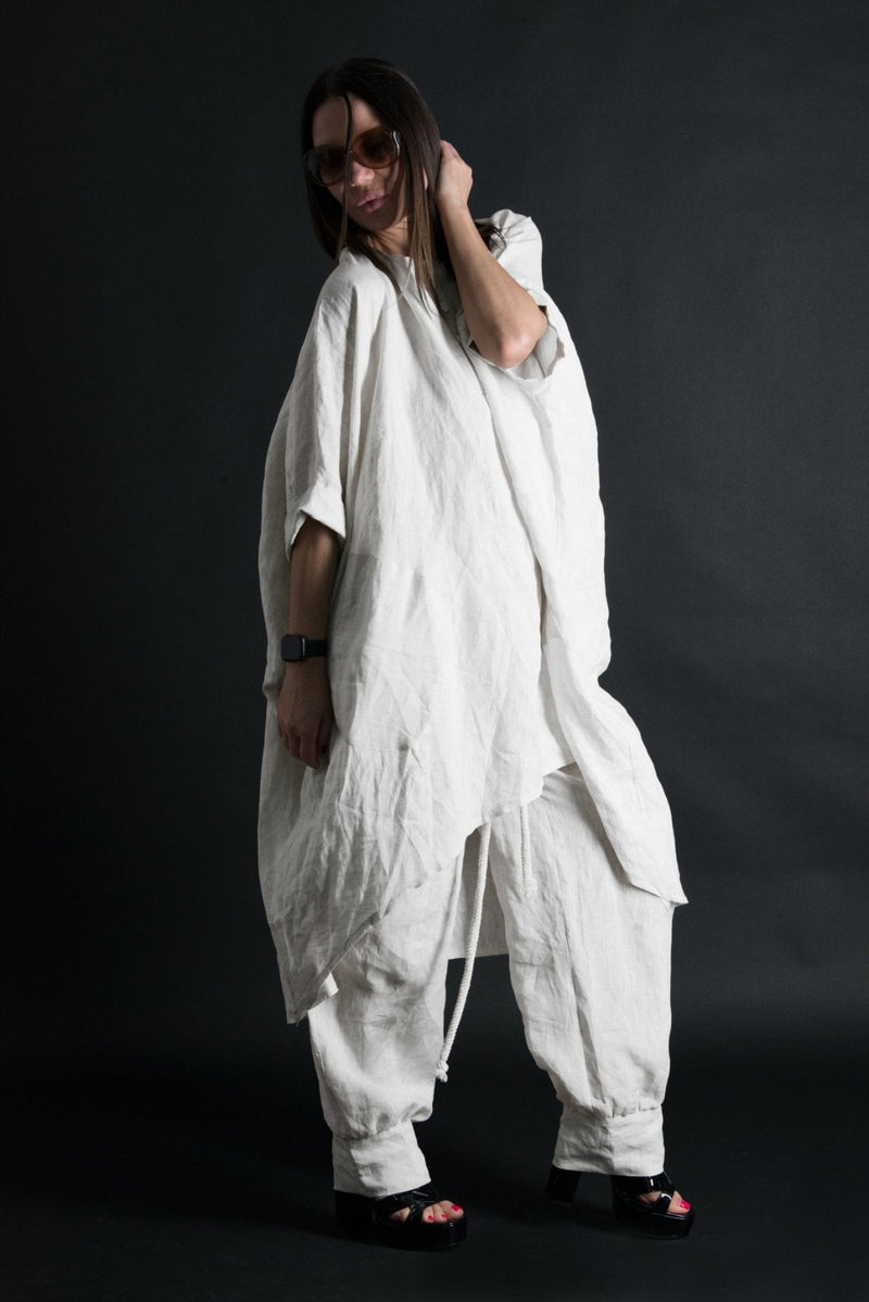 Side view of ANN Linen Maxi Tunic - Made from 100% Natural Linen, perfect for summer.