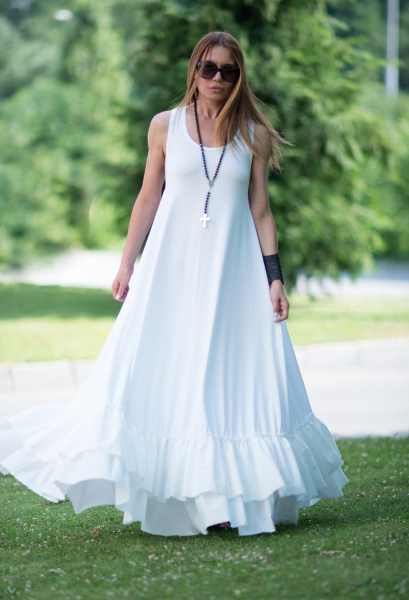 Upgrade Your Style with the CARMEN Cotton Maxi Dress | DFold Clothing dfold.shop Upgrade Your Style with the CARMEN Cotton Maxi Dress | DFold Clothing dfold.shop