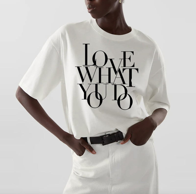 Love Text T-shirt - EUG FASHION