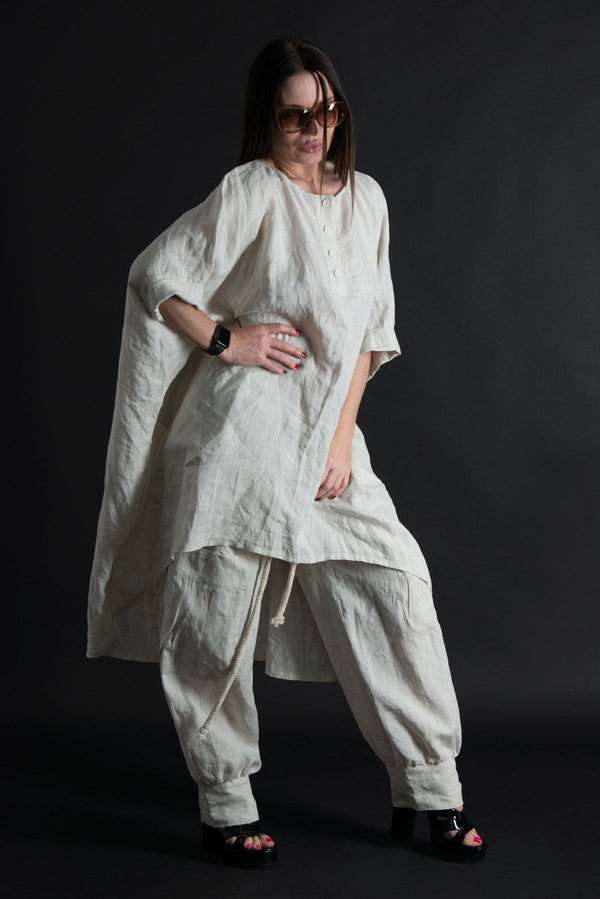 Front view of ANN Linen Maxi Tunic - Loose pattern with front buttons.