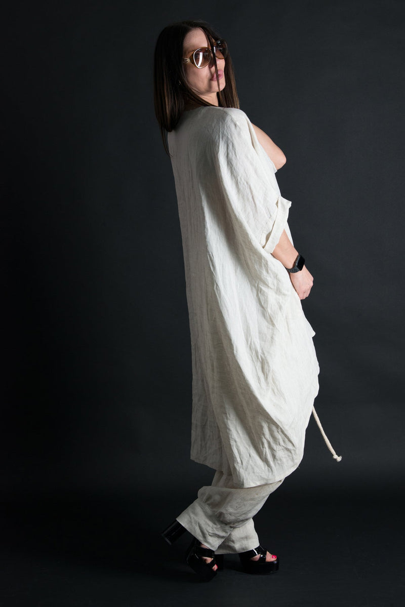 Side view of ANN Linen Maxi Tunic - Made from 100% Natural Linen, perfect for summer.