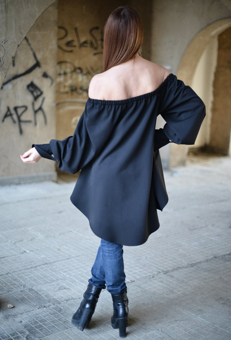 DFold Clothing Felicia Shirt with Bishop Sleeves - Back View