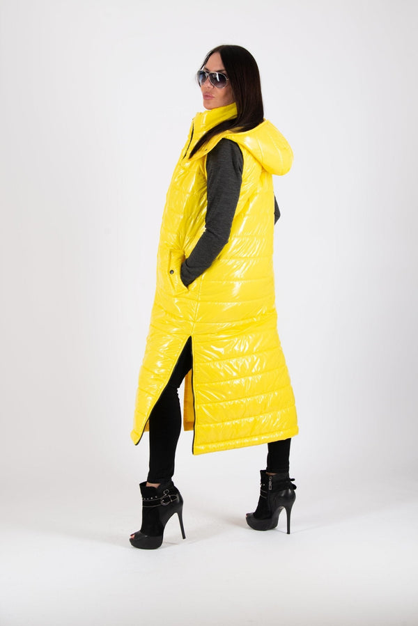 OXANA Sleeveless Puffer Jacket - D FOLD Clothing