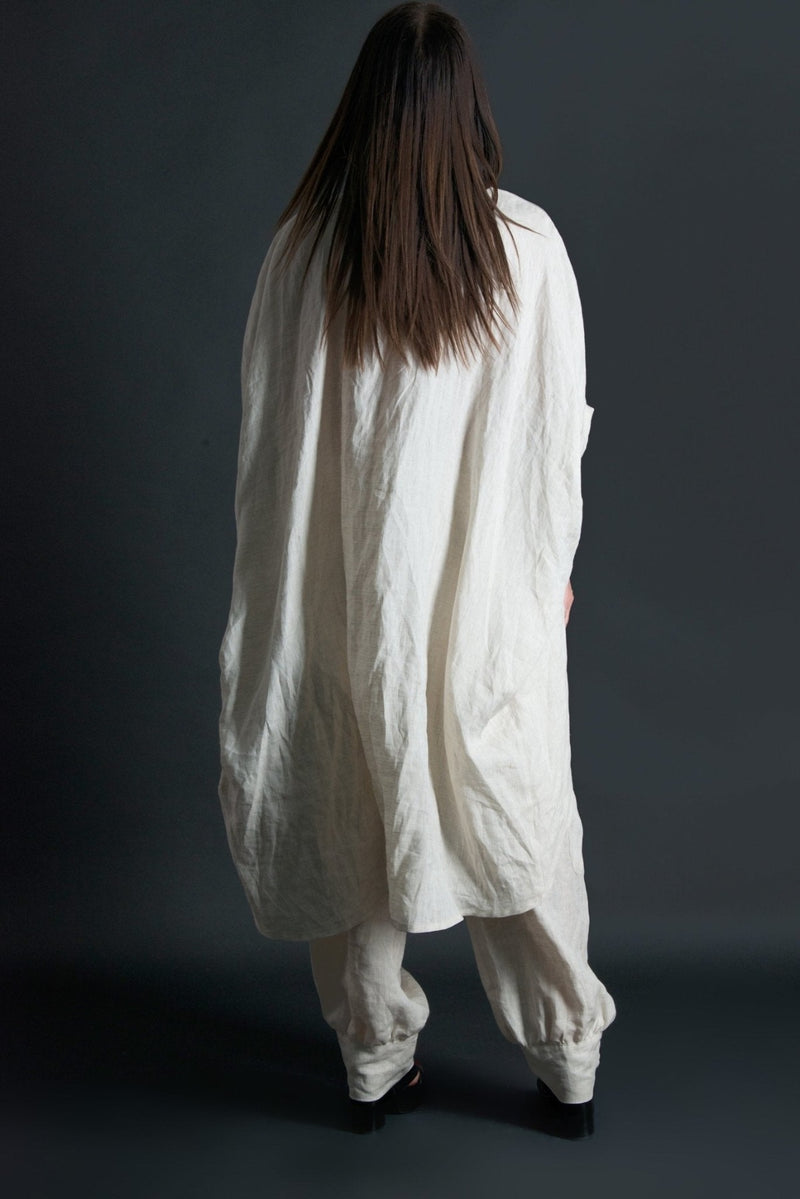 Elegant linen tunic from DFold Clothing's ALISON Two-Piece Set.