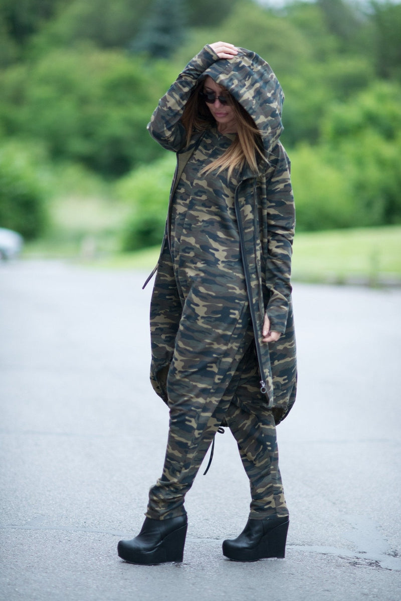 Urban Style Hooded Outfit KAMILA - EUG FASHION